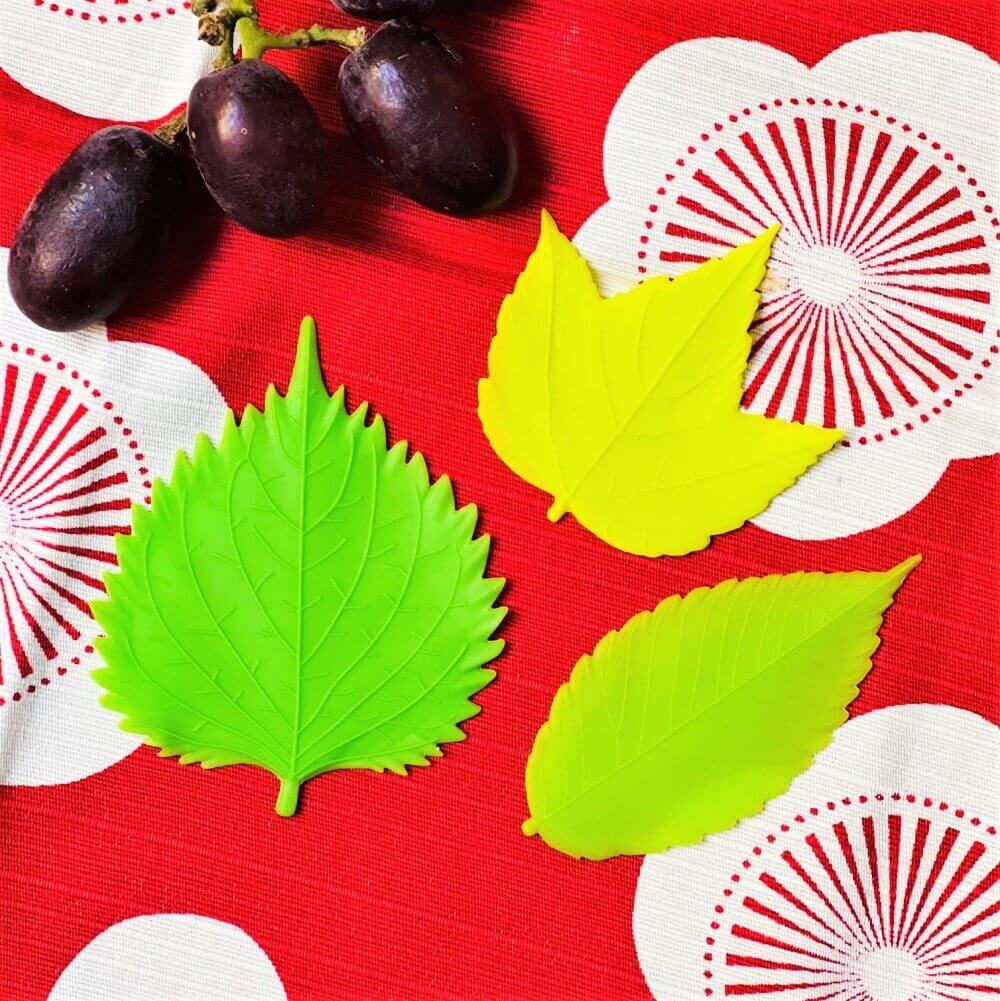 Silicone lunch box dividers | Leaf shaped | 3 piece set