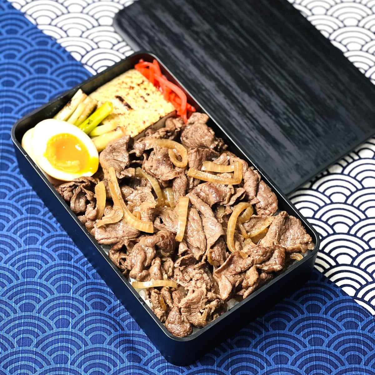 sukiyaki bento in charcoal black bento box