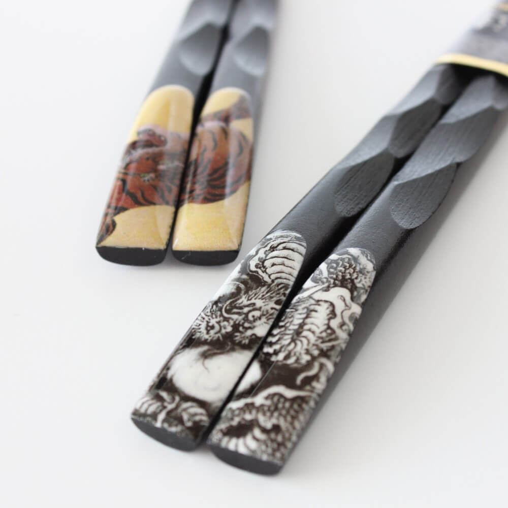 tenpyo dragon chopsticks foreground