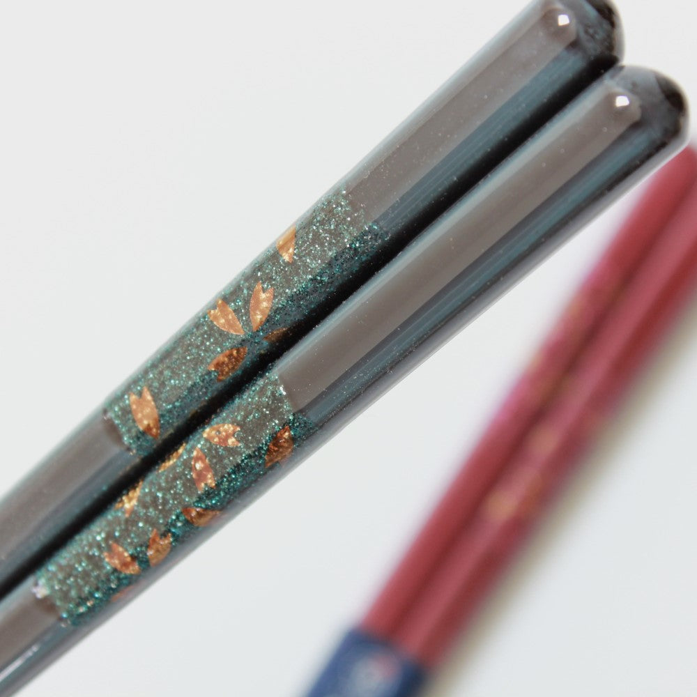 ultra close up ayaka blue chopsticks