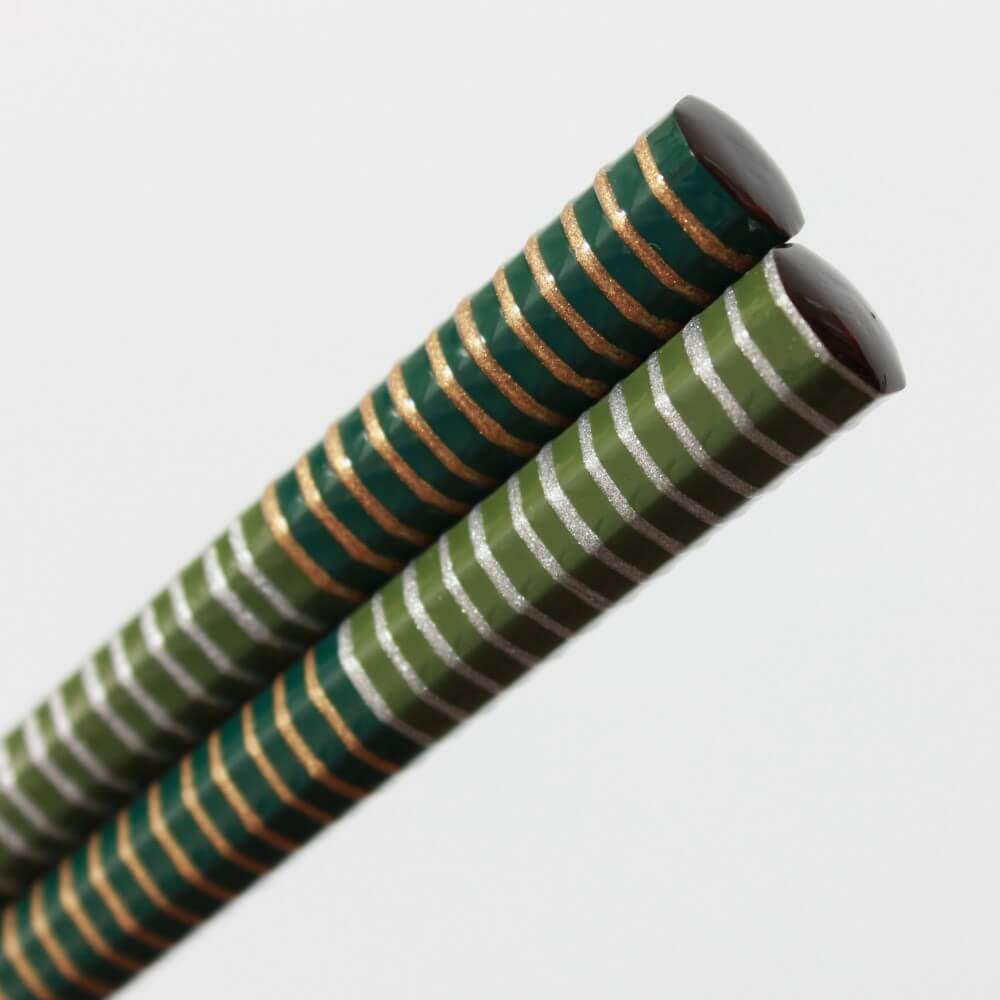ultra close up handles musou wood chopsticks green