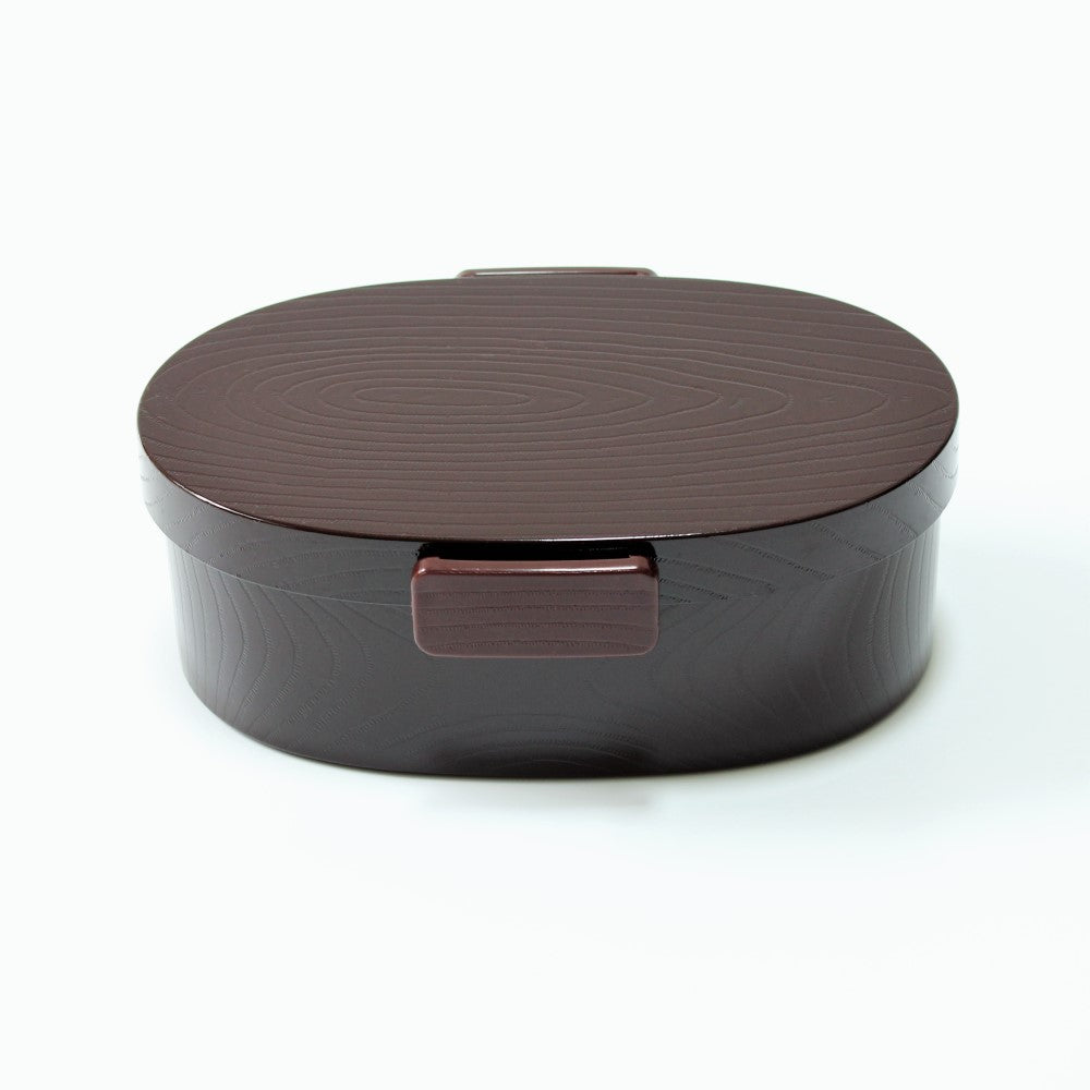Side view showing latch at the side of the mokume koban 1 tier bento box