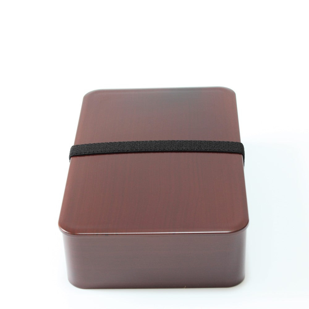 Front view with bento lunch band securing the lid of the tochi woodgrain lunch box from Majime Life