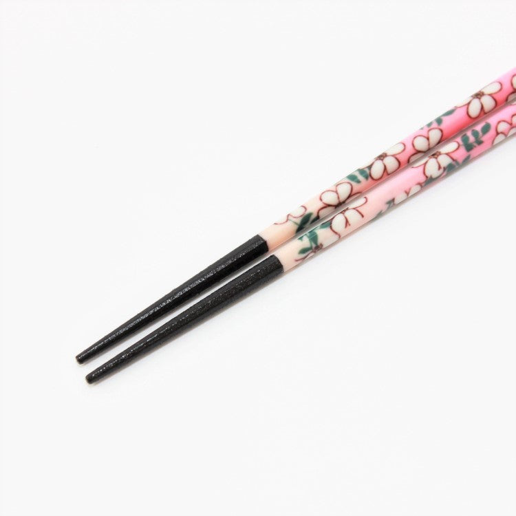 close up shot showing pointed tips of the margaret lady chopsticks