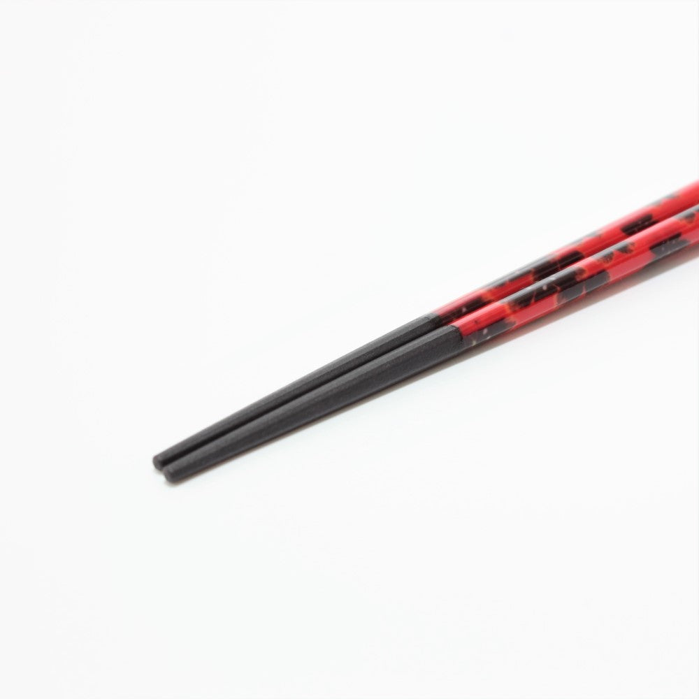 Majime Life Ohashi Collection Chopsticks Black Cosmos pointed tip allows for easier handling of food