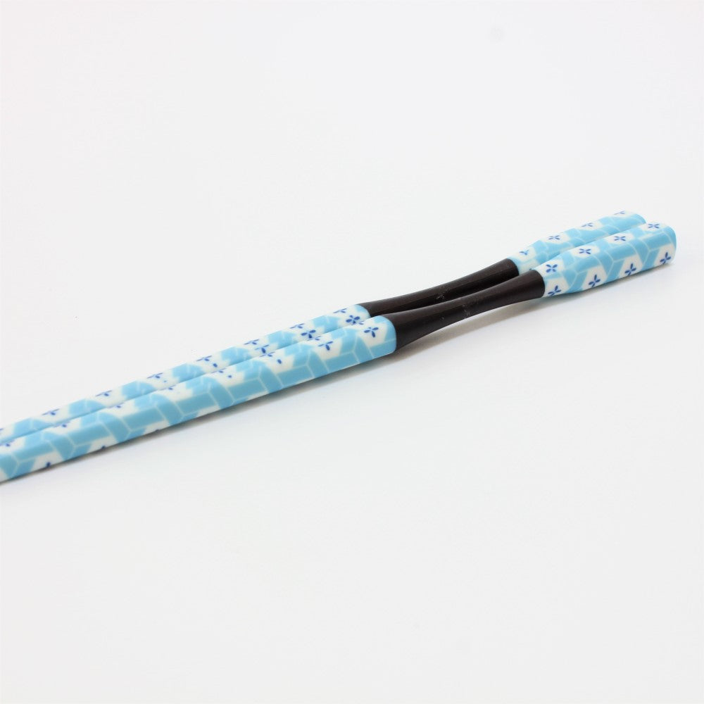 Majime Life Ohashi Collection Chopsticks Hana Ajiro image at an angle showing curved neck