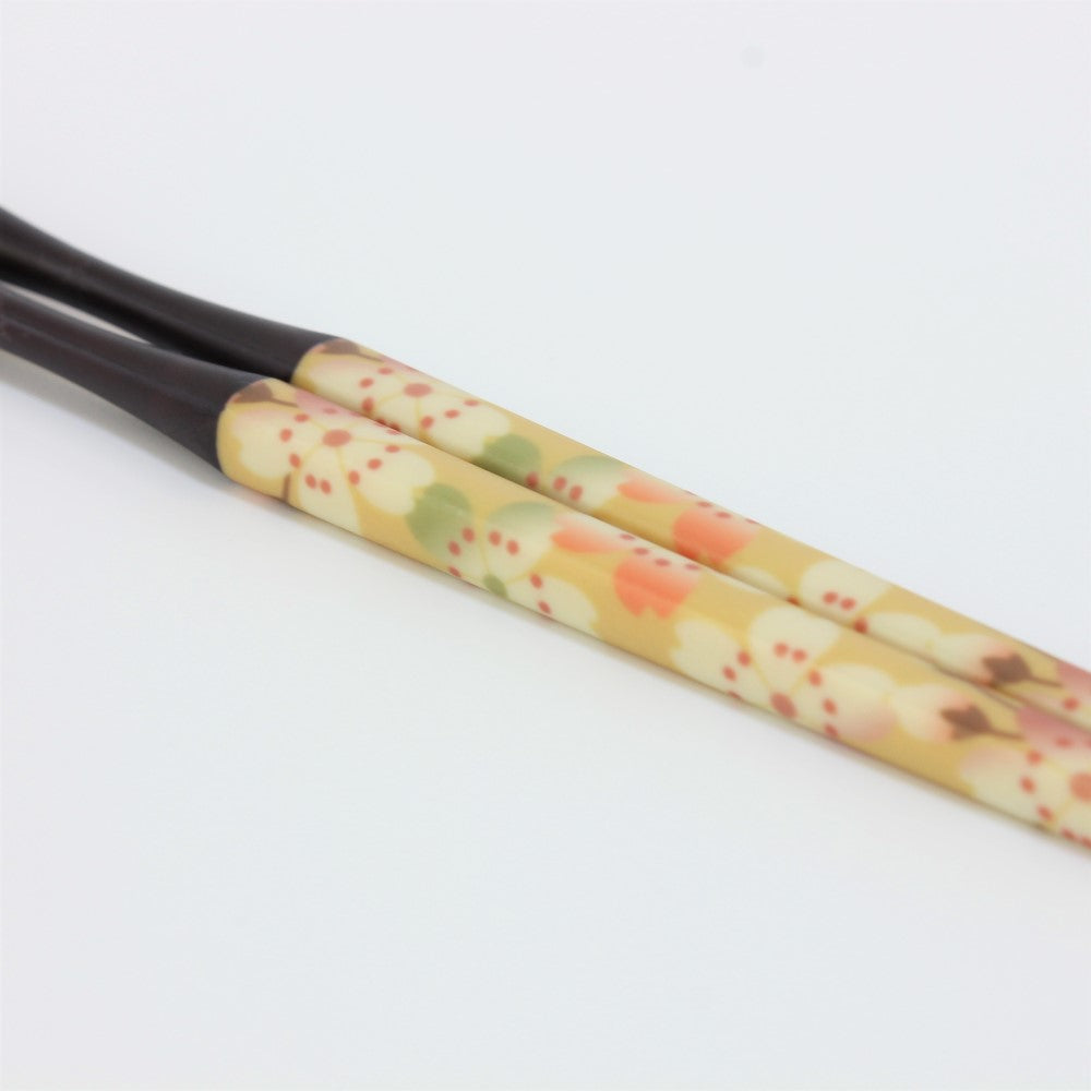 Close up of sakura blossum flower patterns Majime Life Ohashi Collection Chopsticks Sakura Chirashi Made in Japan
