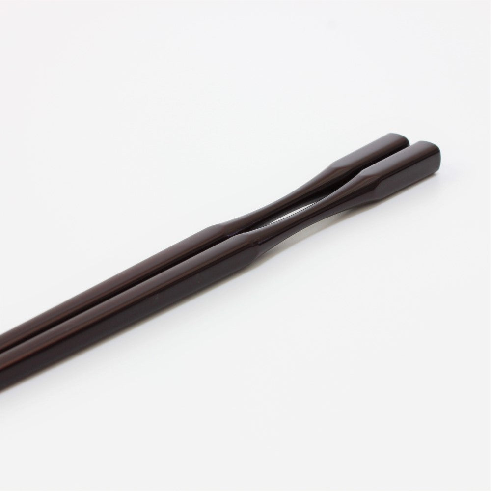 Majime Life Ohashi Collection chopsticks teak grain showing dark brown colour at an angle