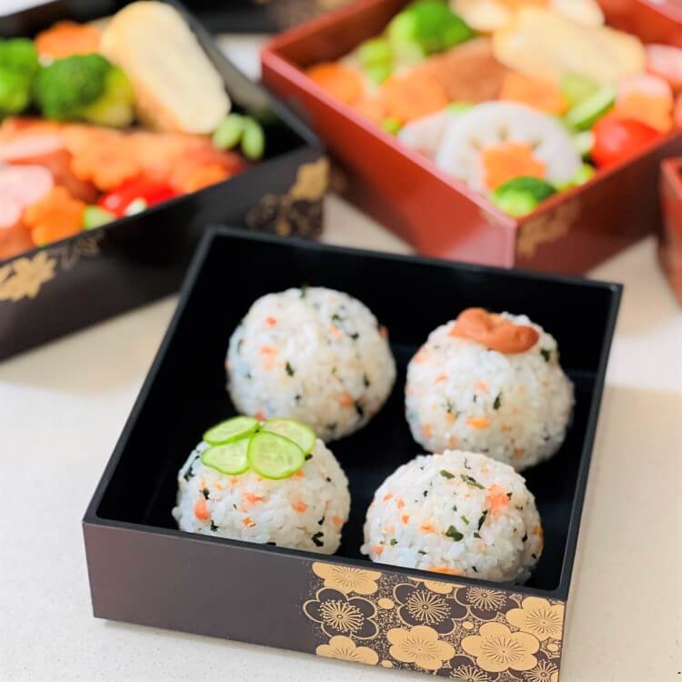 Onigiri riceballs in 1 layer of the hanamaru brown picnic bento box